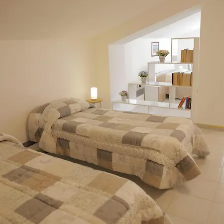 Mansarda Lungomare Apartman