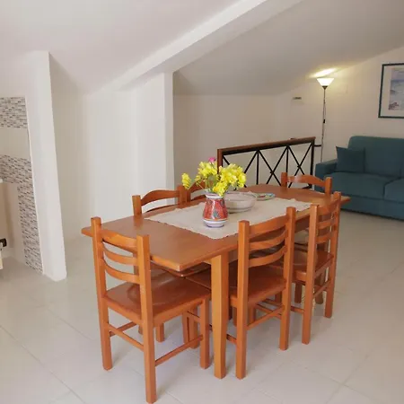 Mansarda Lungomare Appartement *